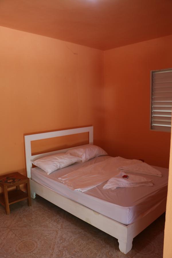 Luiggi Hostel Лас Терренас Экстерьер фото