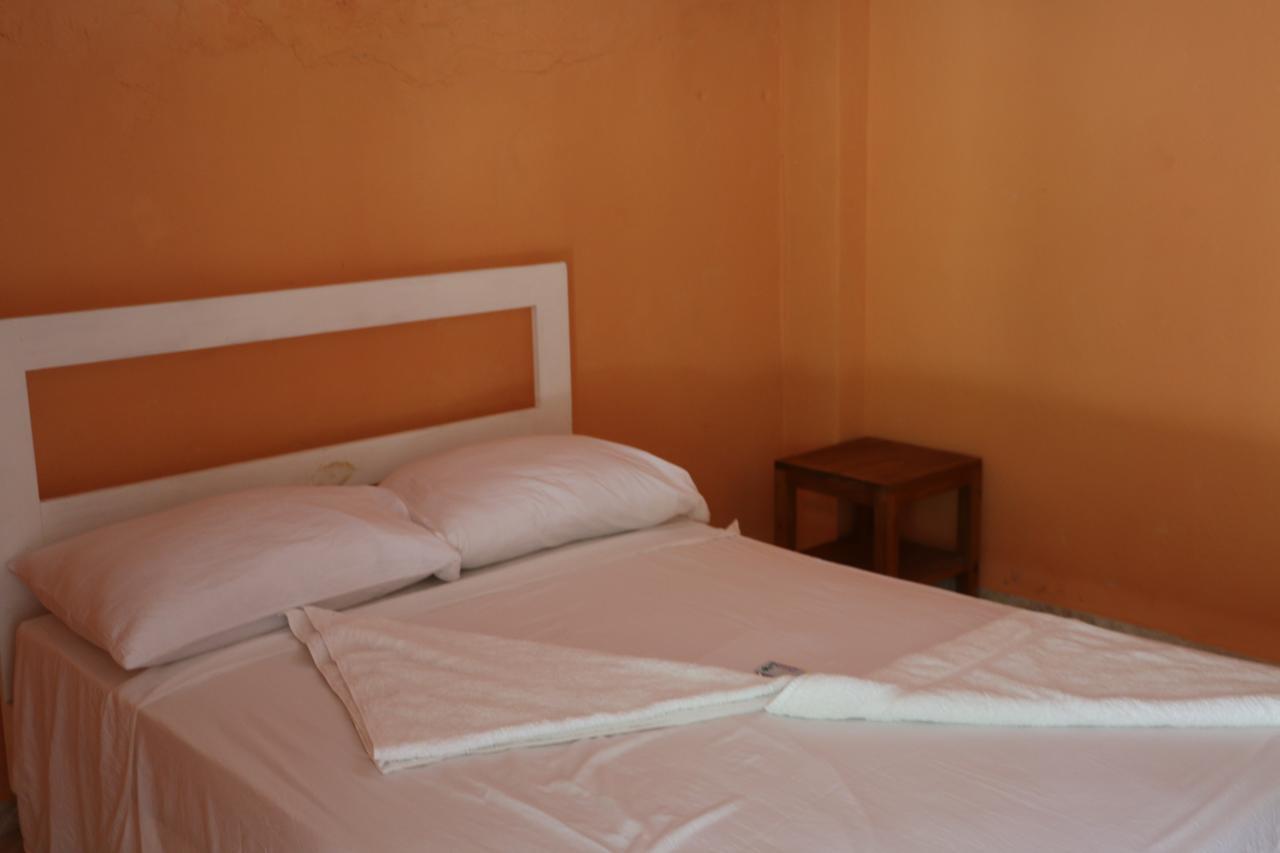 Luiggi Hostel Лас Терренас Экстерьер фото
