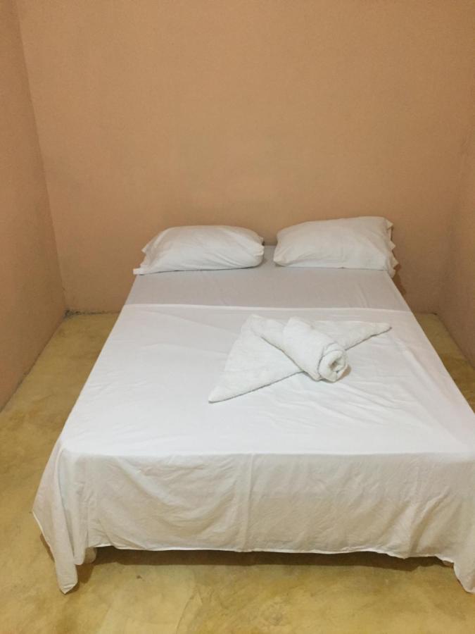 Luiggi Hostel Лас Терренас Экстерьер фото